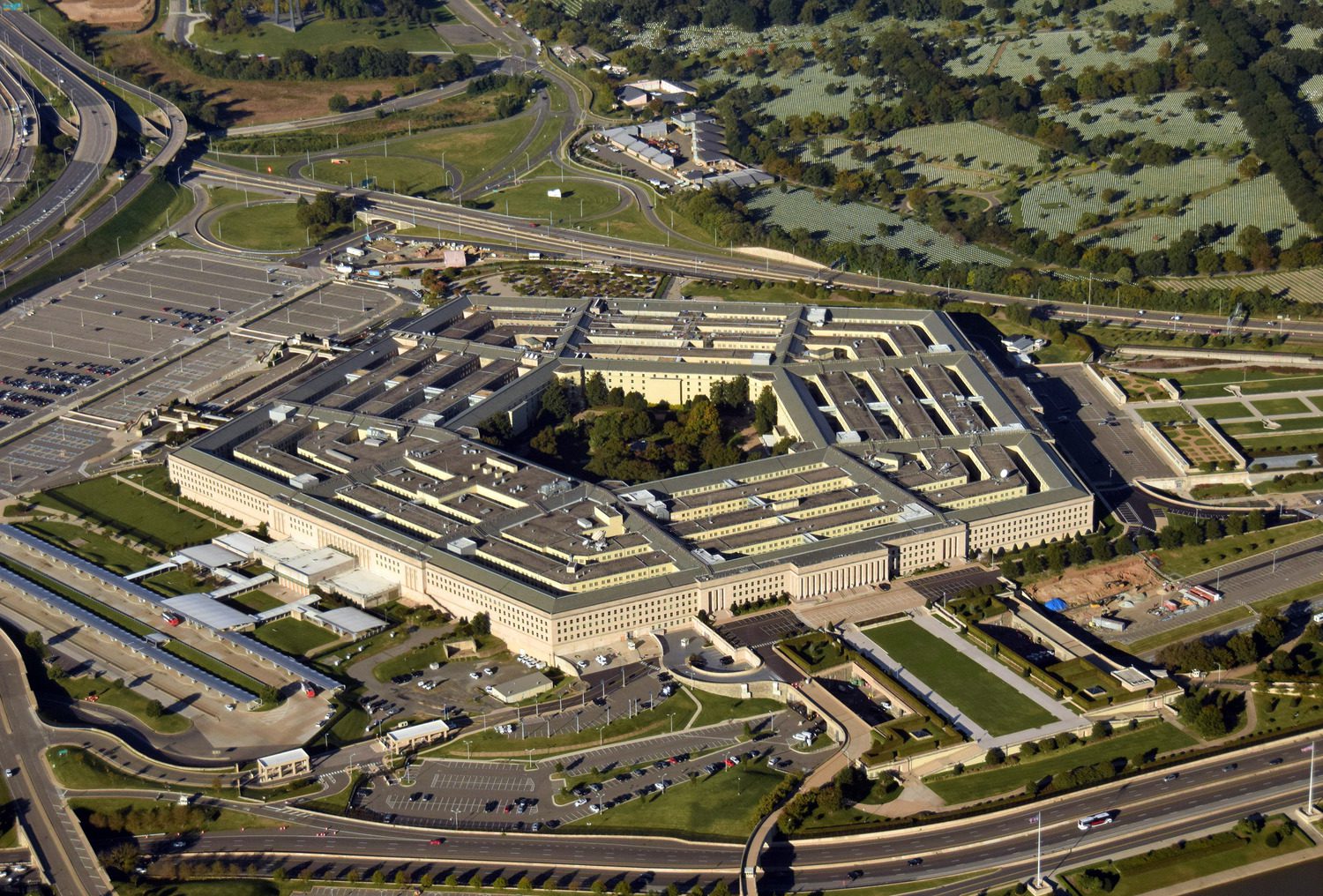 Aerial view of the Pentagon, representing federal energy projects