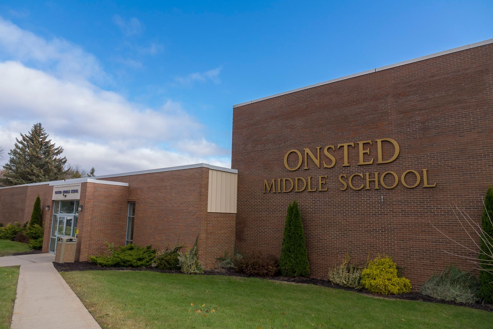 Onsted Community Schools MI2-sized